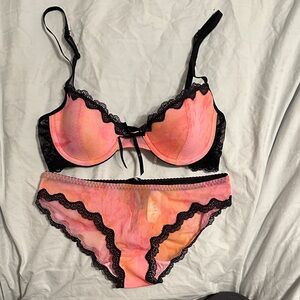 Victoria's Secret Pink and Black Lace Bra Set